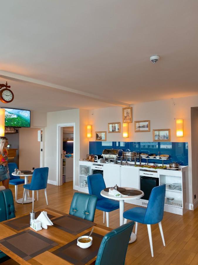 Готель Batumi Floor40 Екстер'єр фото