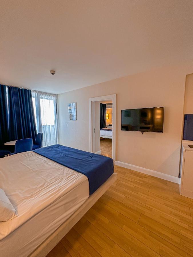 Готель Batumi Floor40 Екстер'єр фото
