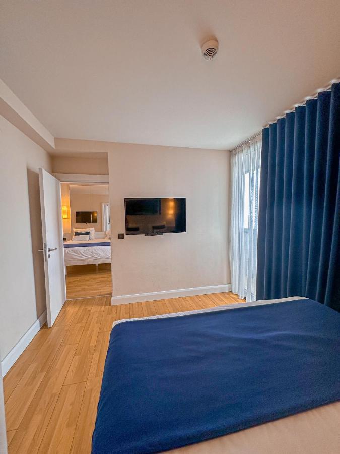 Готель Batumi Floor40 Екстер'єр фото