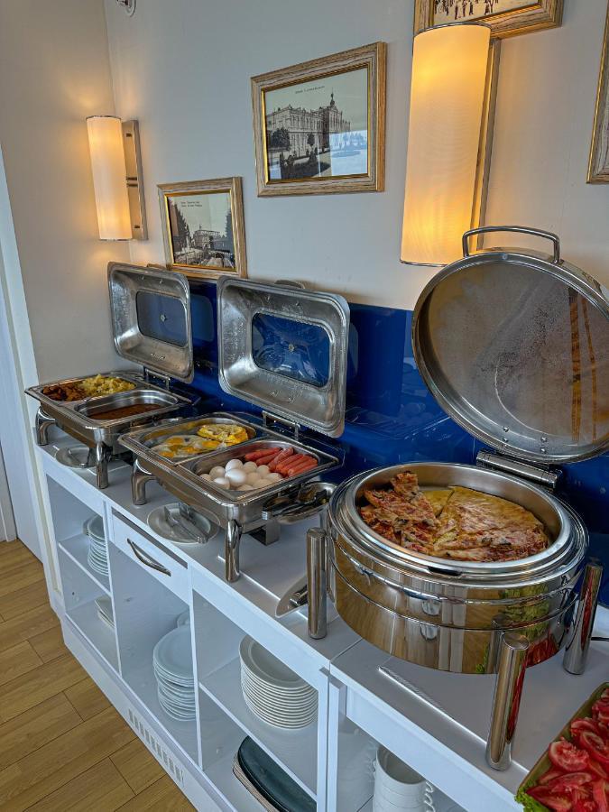 Готель Batumi Floor40 Екстер'єр фото
