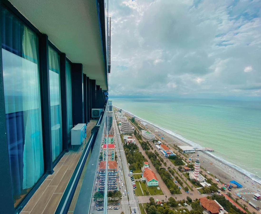 Готель Batumi Floor40 Екстер'єр фото