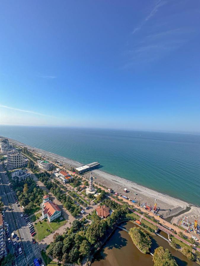 Готель Batumi Floor40 Екстер'єр фото