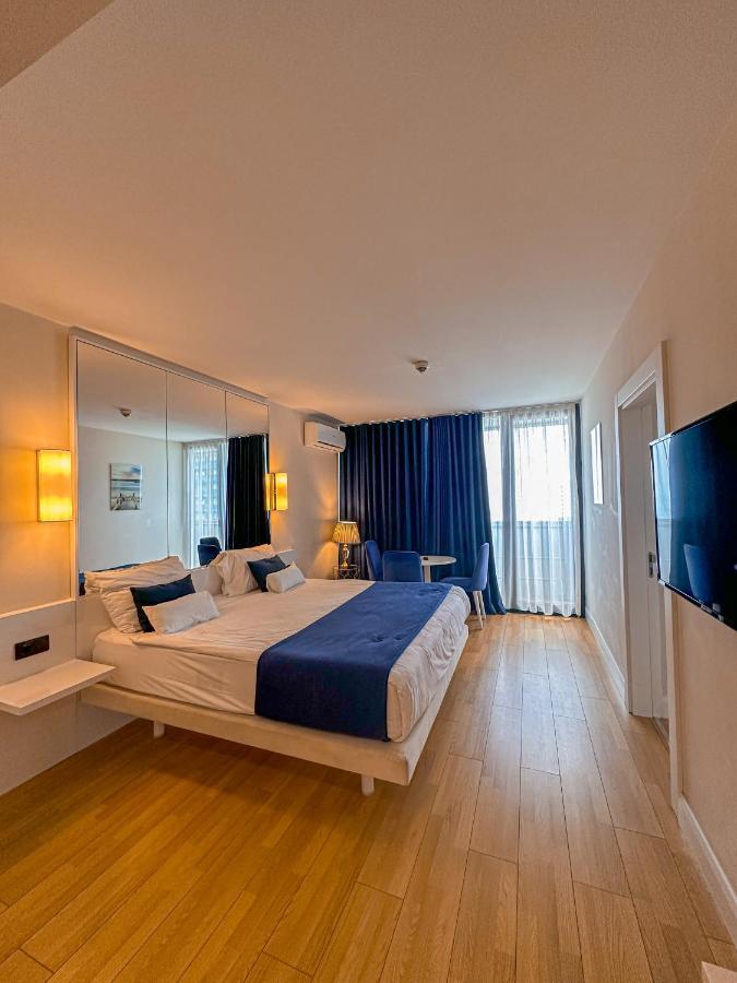 Готель Batumi Floor40 Екстер'єр фото