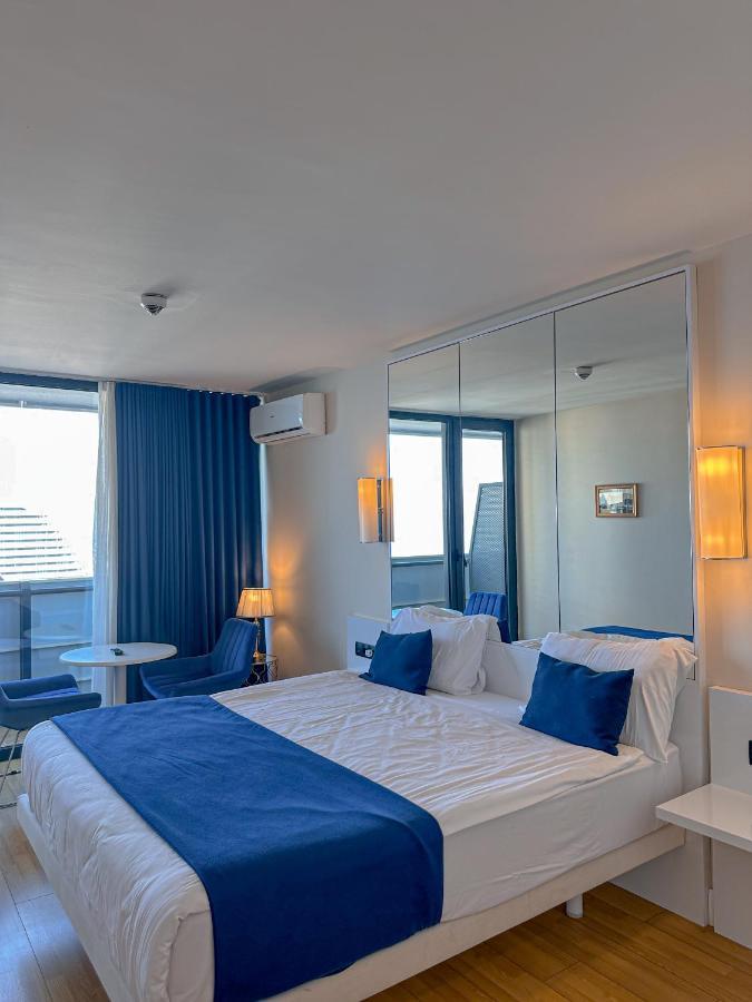 Готель Batumi Floor40 Екстер'єр фото