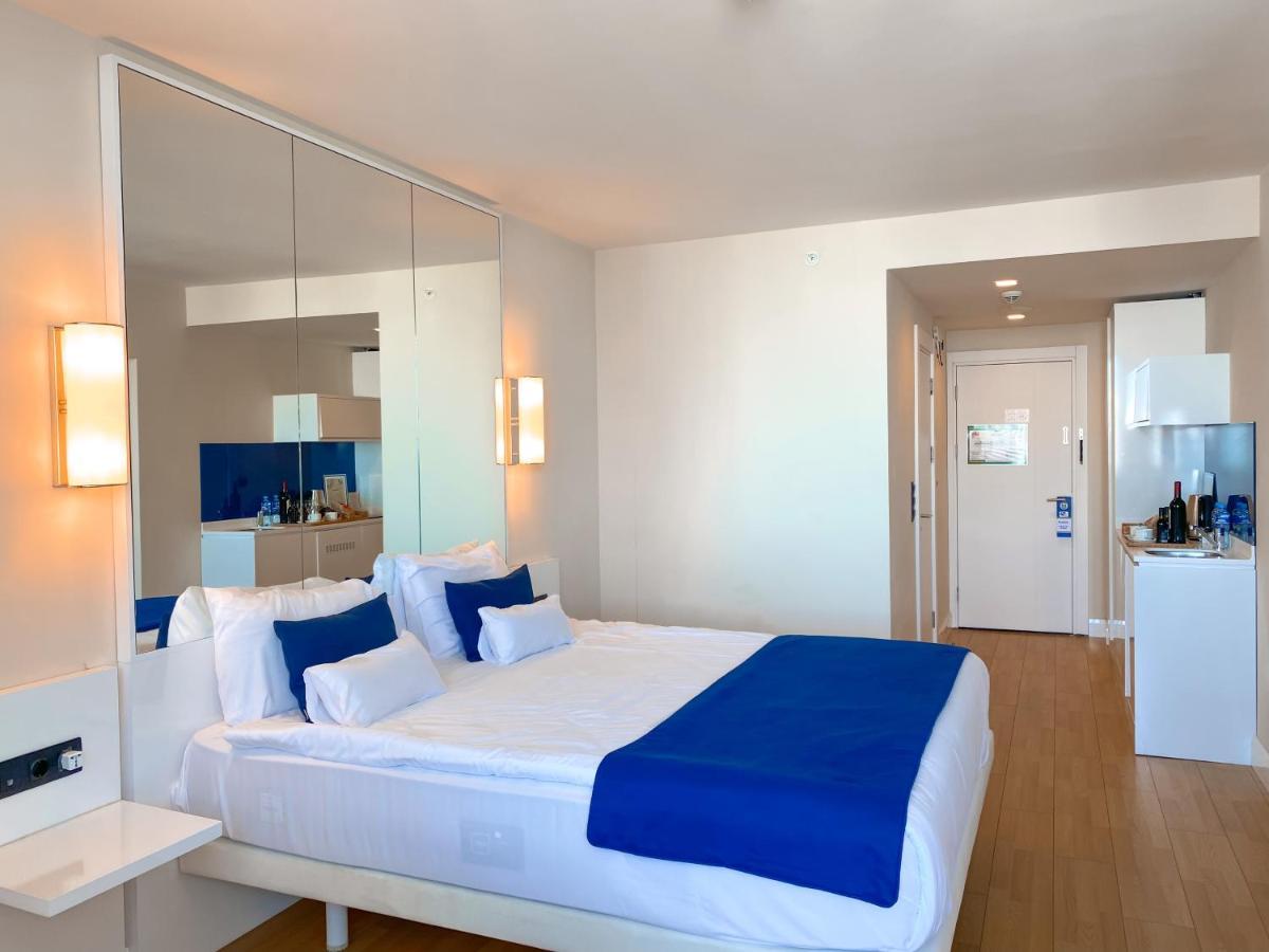 Готель Batumi Floor40 Екстер'єр фото