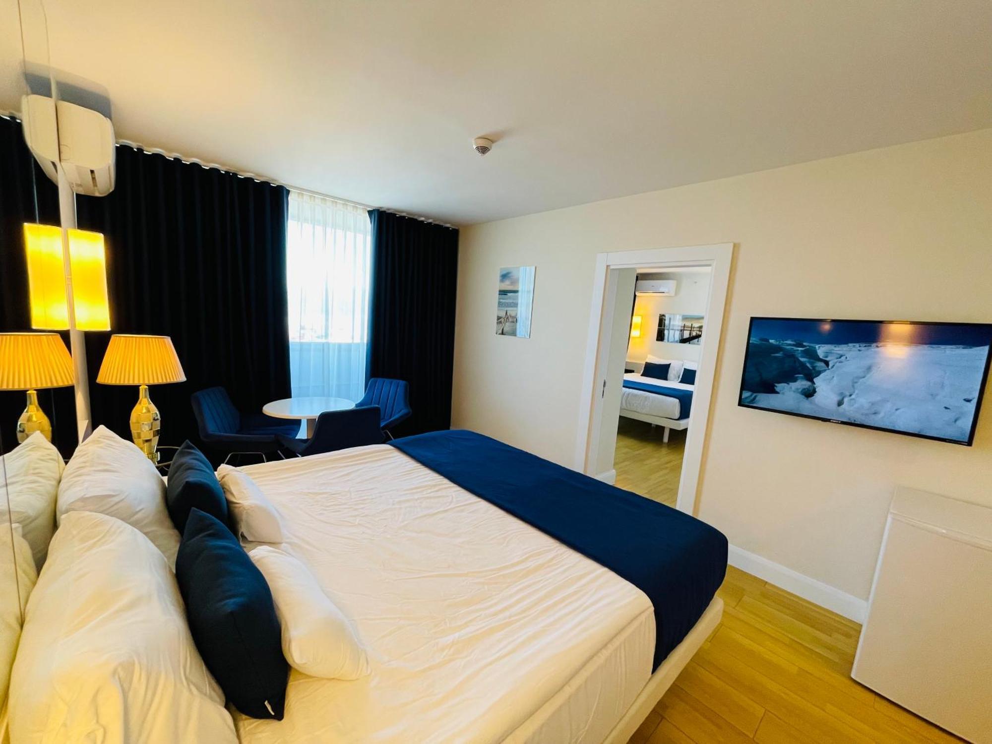 Готель Batumi Floor40 Екстер'єр фото